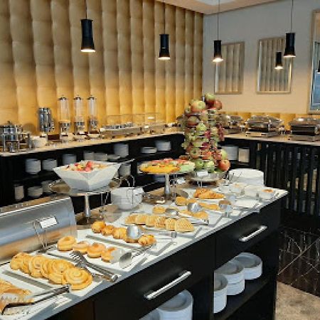Room In Lodge - The Providence Hotel By Mantis Ikeja Esterno foto