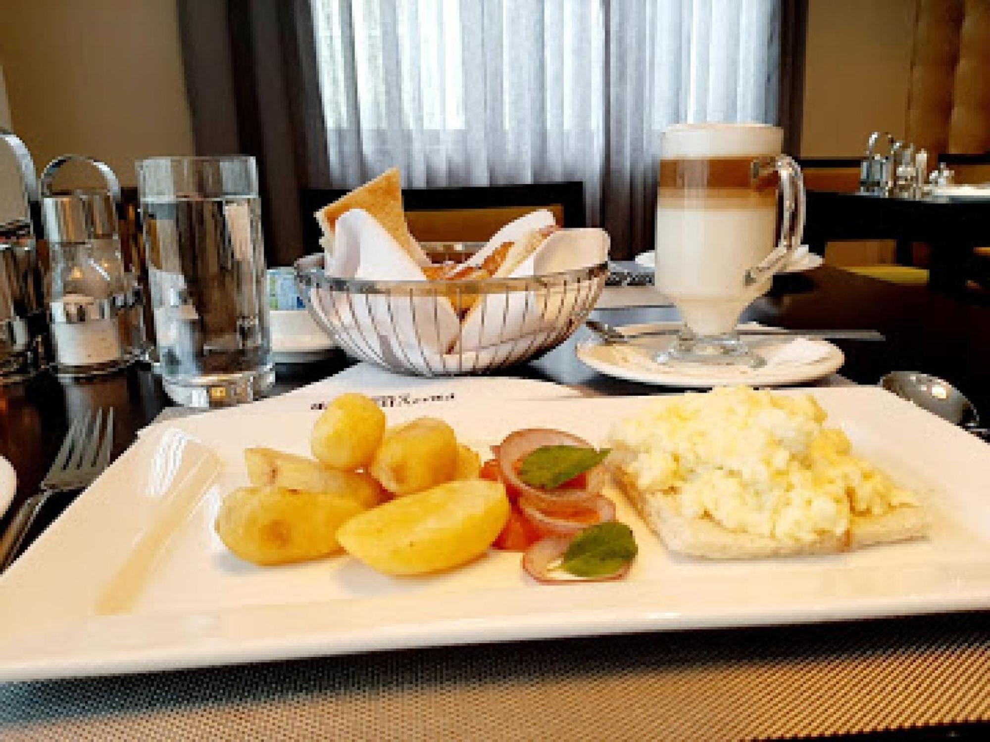 Room In Lodge - The Providence Hotel By Mantis Ikeja Esterno foto