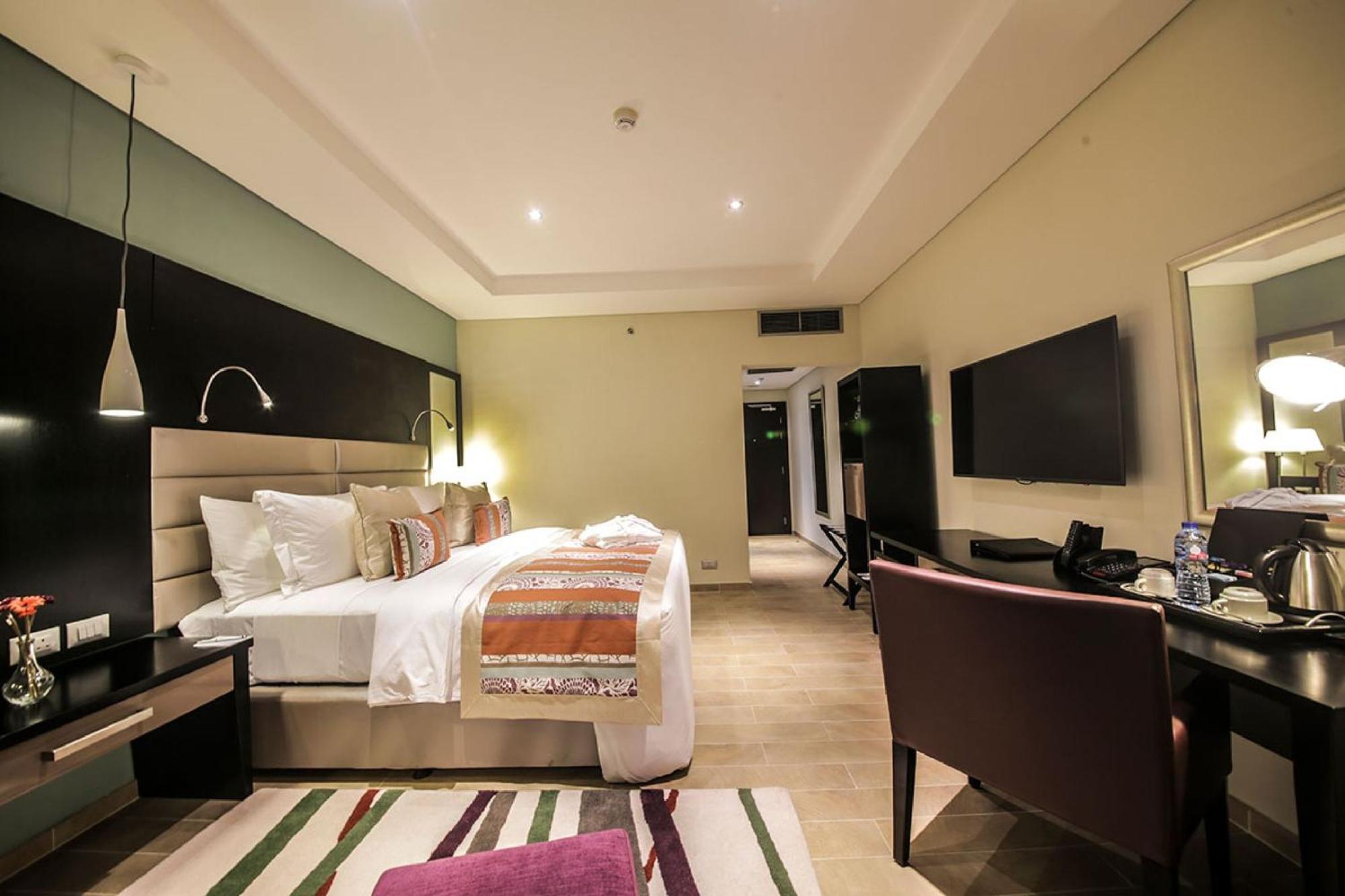 Room In Lodge - The Providence Hotel By Mantis Ikeja Esterno foto