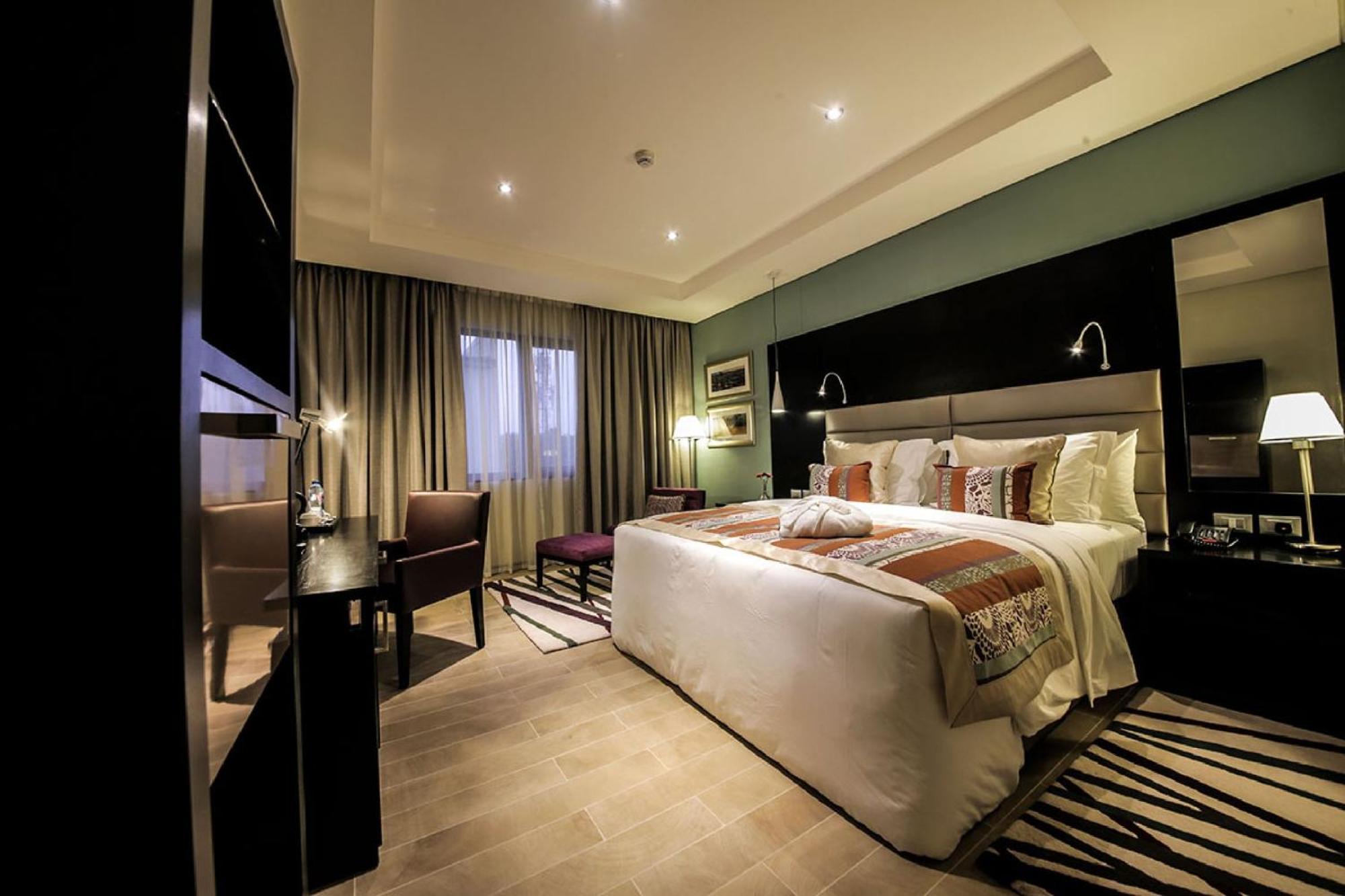 Room In Lodge - The Providence Hotel By Mantis Ikeja Esterno foto